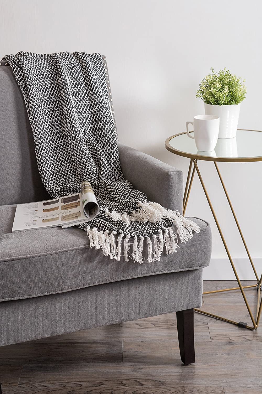 Cosymor Black White Woven Cotton Throw Blanket with Tassel Fringes (50x70 Inch)