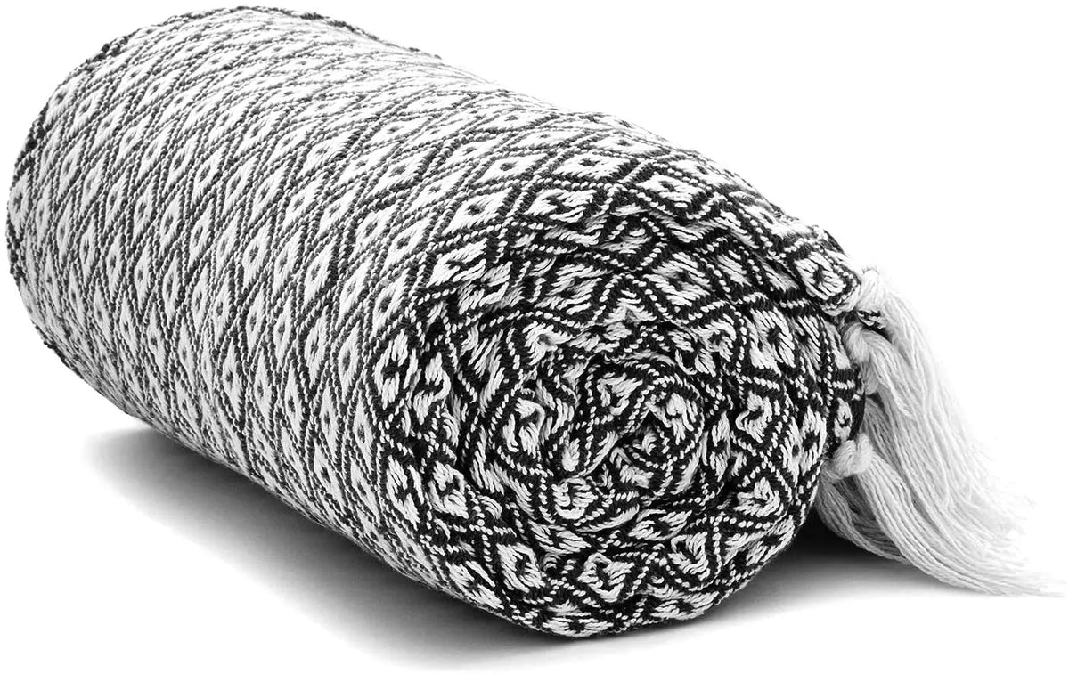 Cosymor Black White Diamond Pattern Cotton Throw Blanket with Tassel Fringes (50x70 Inch)